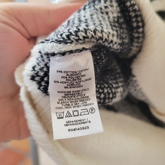 Loft Houndstooth Button Up Cardigan - Picture 5 of 5